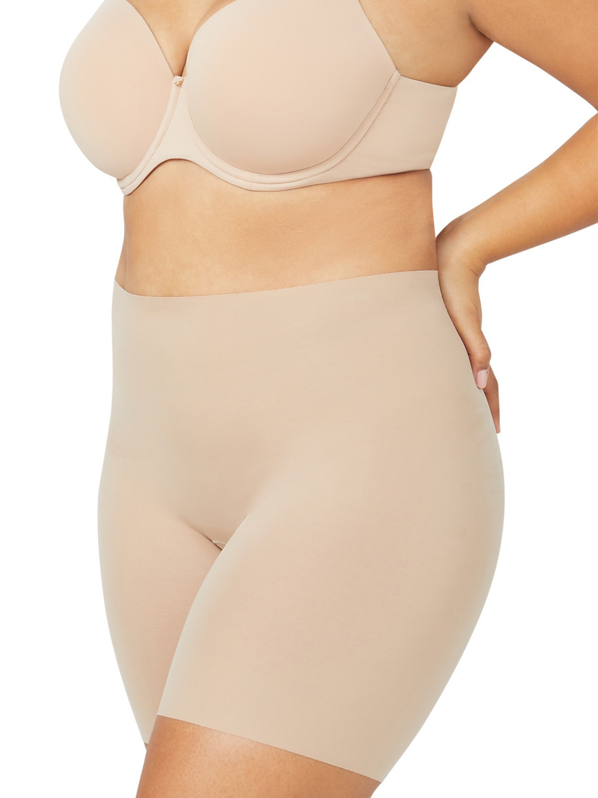 Side detail of Body Smart short with soft, lightweight fabric providing comfortable support and modern silhouette.