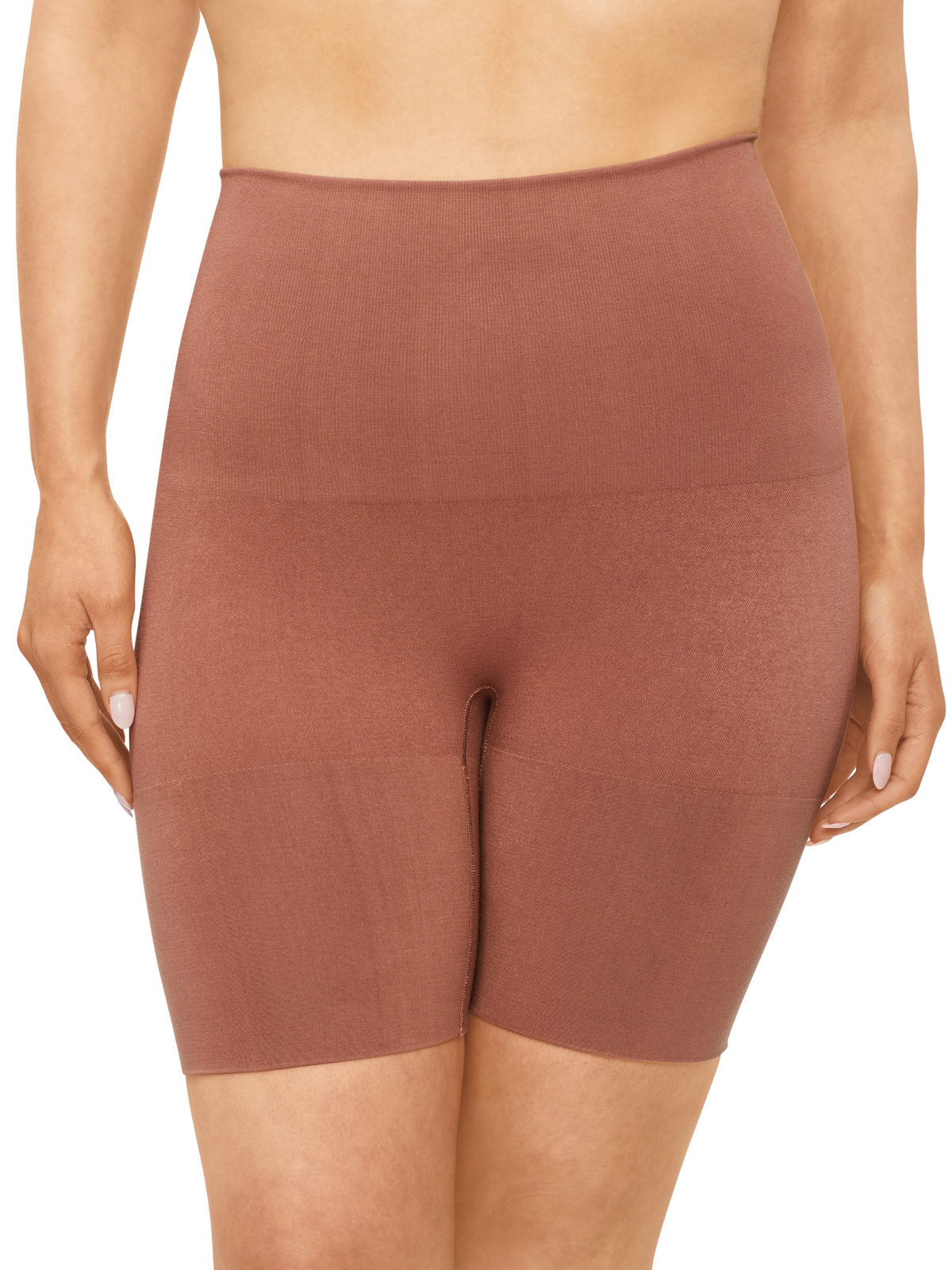 Front profile of Bamboo Essentials thigh shaper with double-band firm support shaping tummy and thighs for a smooth, flattering fit.